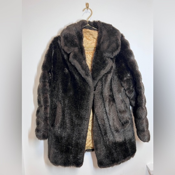 Vintage faux fur brown  swing style coat - Picture 3 of 15